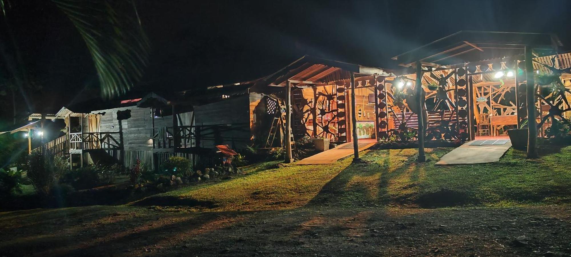 Oski Lodge, Rain Forest Rincon De La Vieja Upala Exteriér fotografie